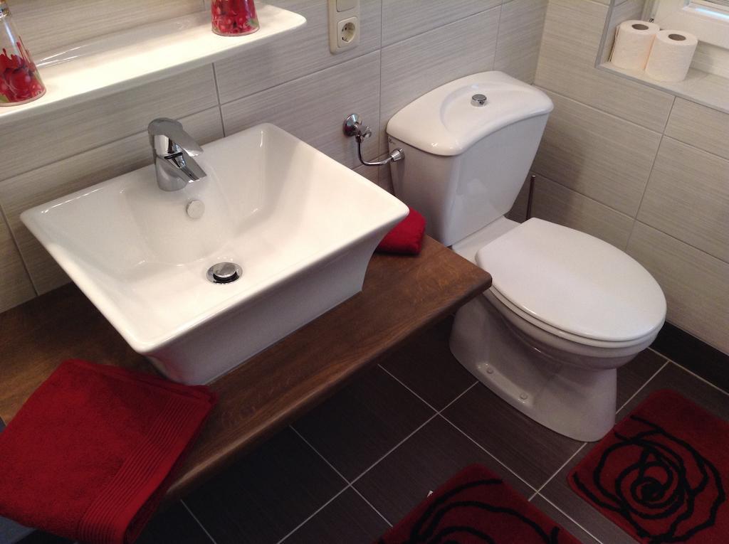 Ferienwohnungen Krakolinig Pörtschach am Wörthersee Habitación foto